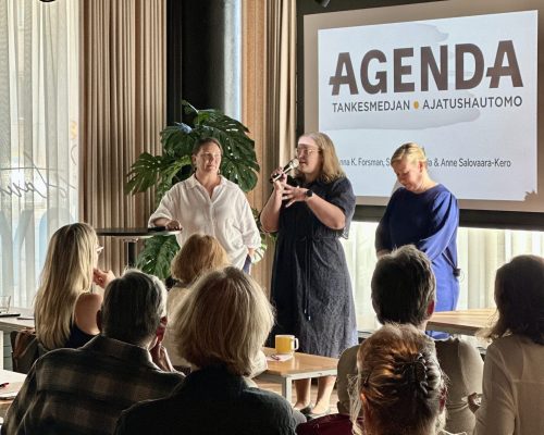 Från vänster: Anne-Salovaara-Kero, Sanna Tuomela och Anna Forsman. Foto: Matilda Häggman Grindgärds.