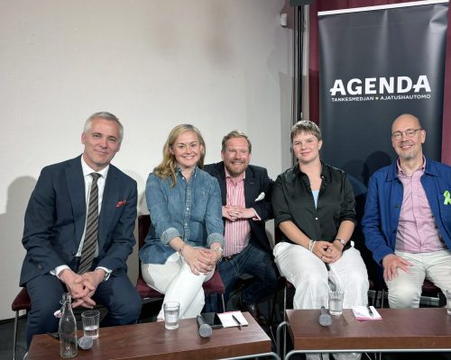 Anders Adlercreutz, Silja Borgarsdottír Sandelin, Ted Urho, Moa Gammlegård och Kristian Wahlbeck.